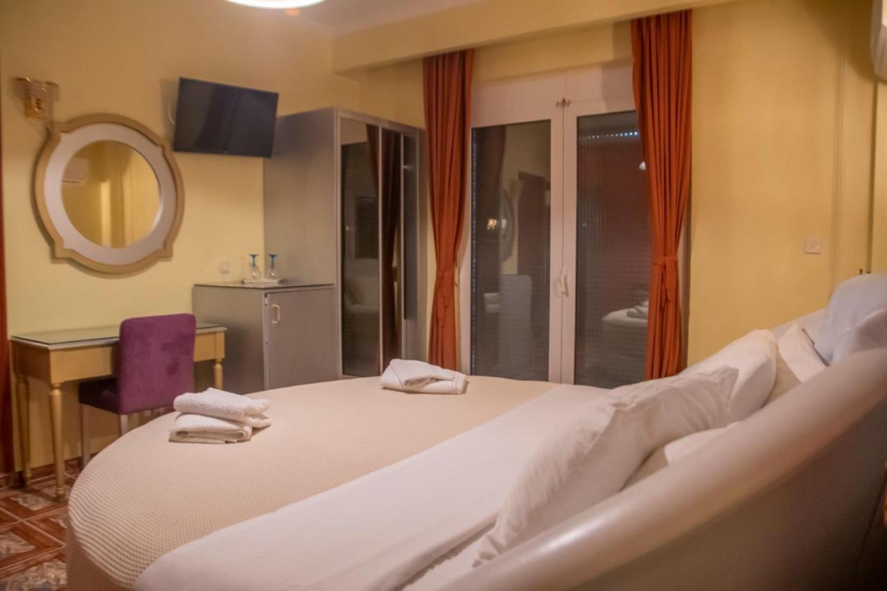 Hotel Astoria Igoumenitsa Esterno foto